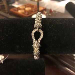 Silver stretch bracelet. New never worn